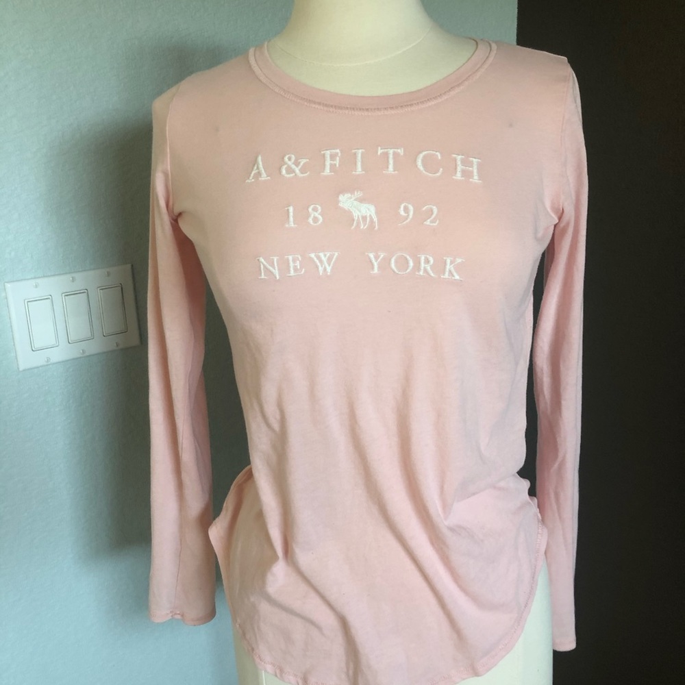 ABERCROMBIE & FITCH pink long sleeve top